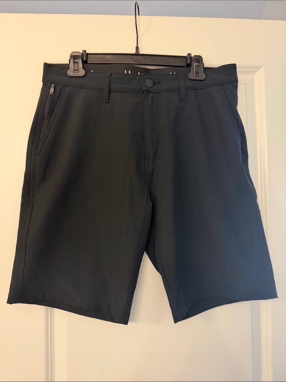 Hurley Men's Black Flat Front Performance Shorts